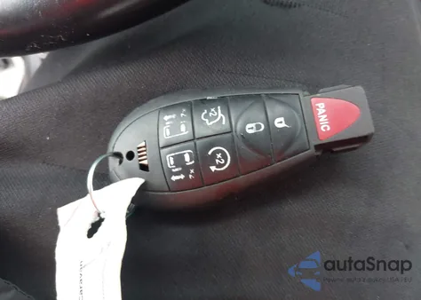 2020 Dodge Grand Caravan Sxt z USA, uszkodzony, nr VIN 2C4RDGCG2LR153762